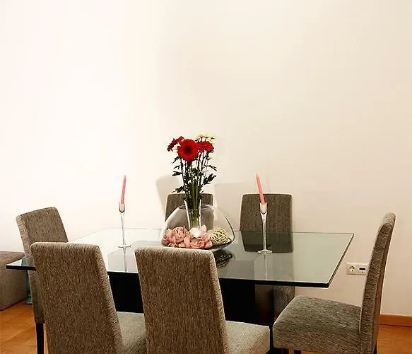 Sunny Little Sister Apartment At 7 Min Walking From The Beach Appartement